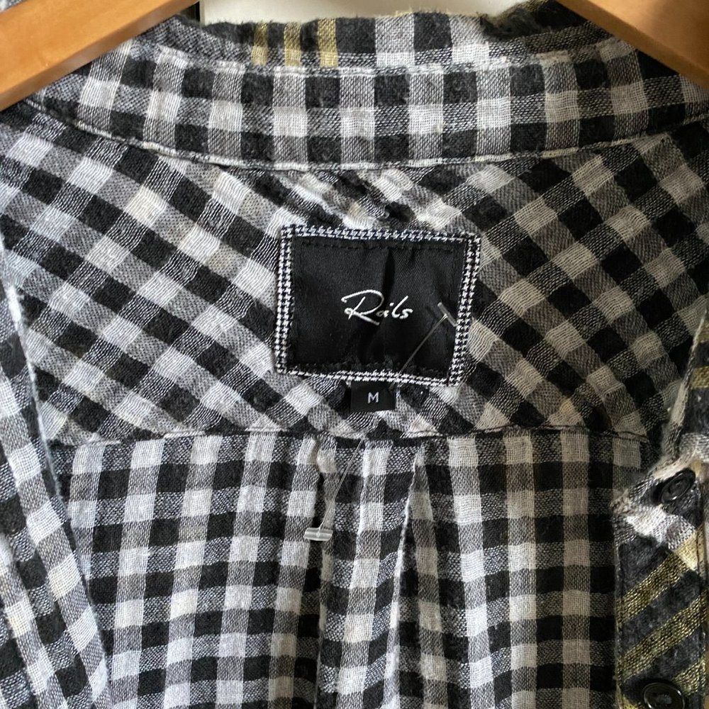 Rails Flannel - Size M - image 2